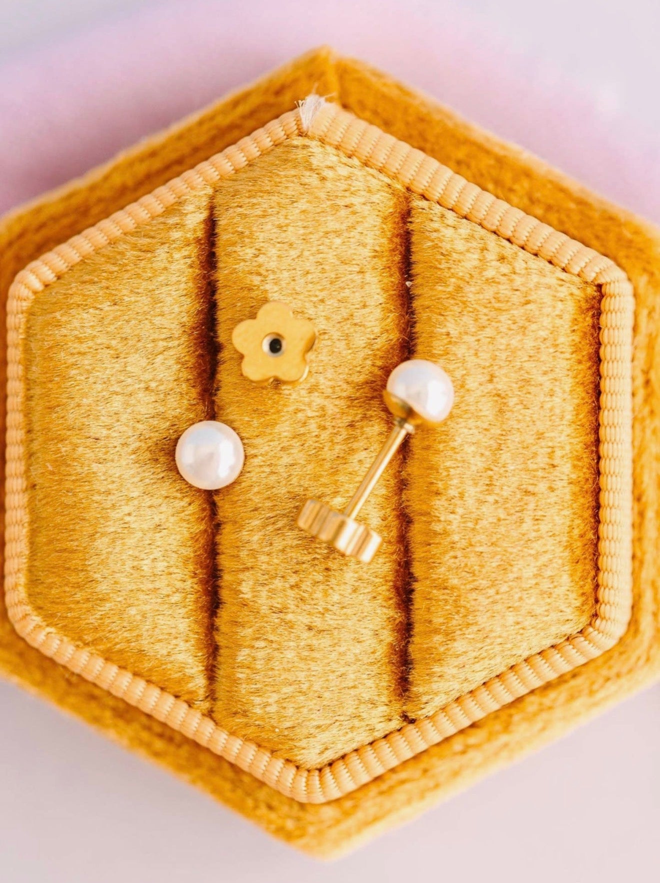 Flat back earrings