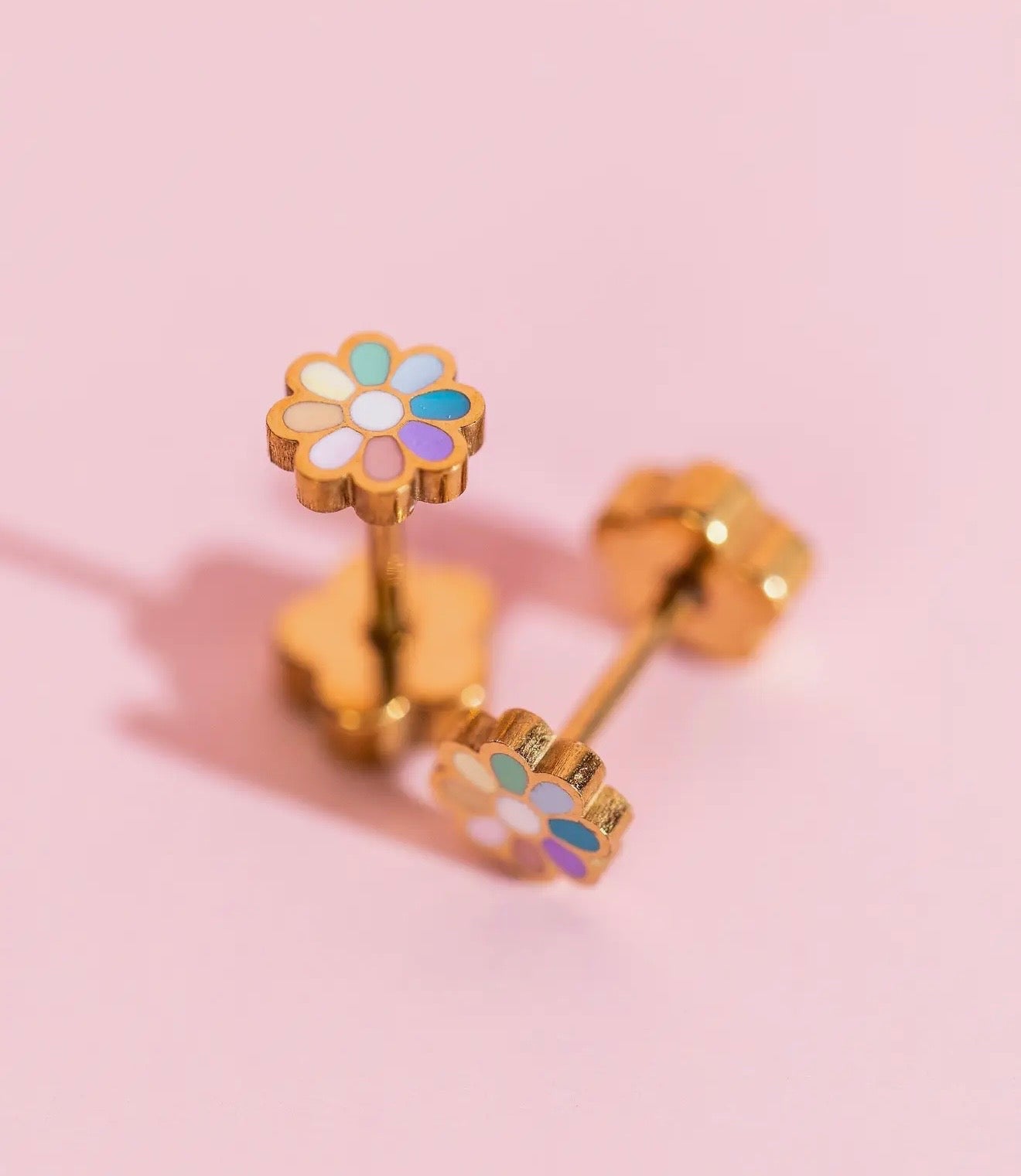 Flat back earrings